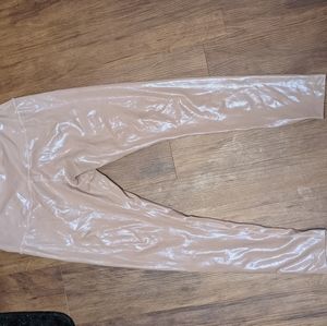 Beyond Yoga Champagne full length leggings